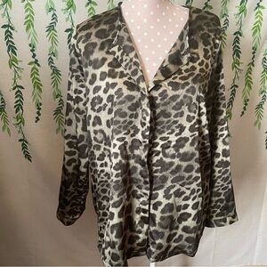 Size L Animal Print Button Down Silky Blouse C2